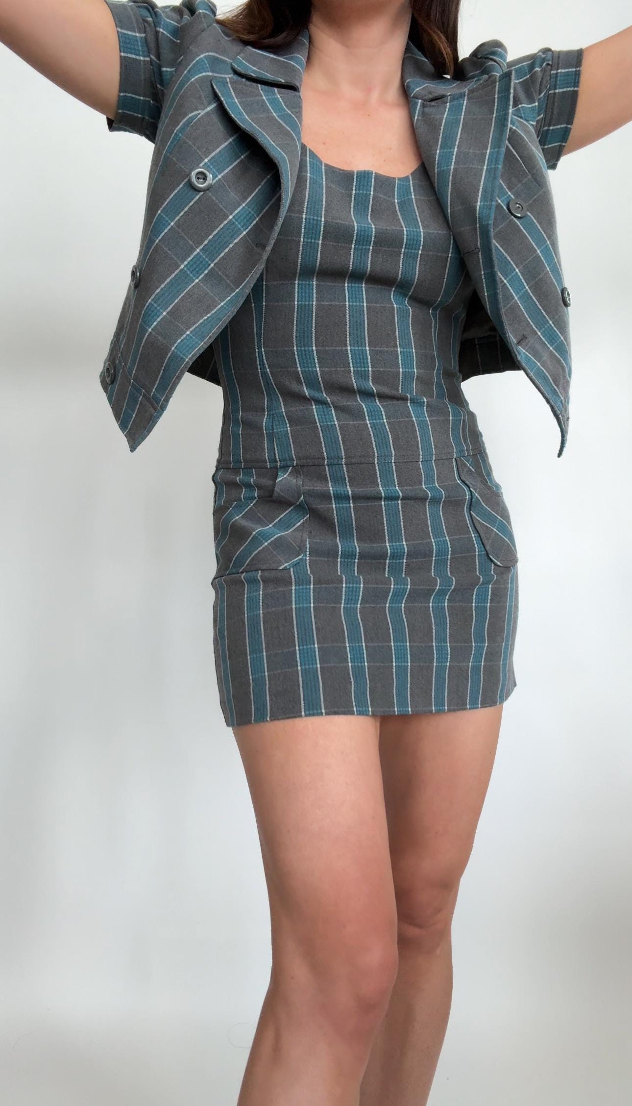 Vintage Guess Plaid Mini Skirt Set – 90s Cropped Jacket & Bodycon Dress