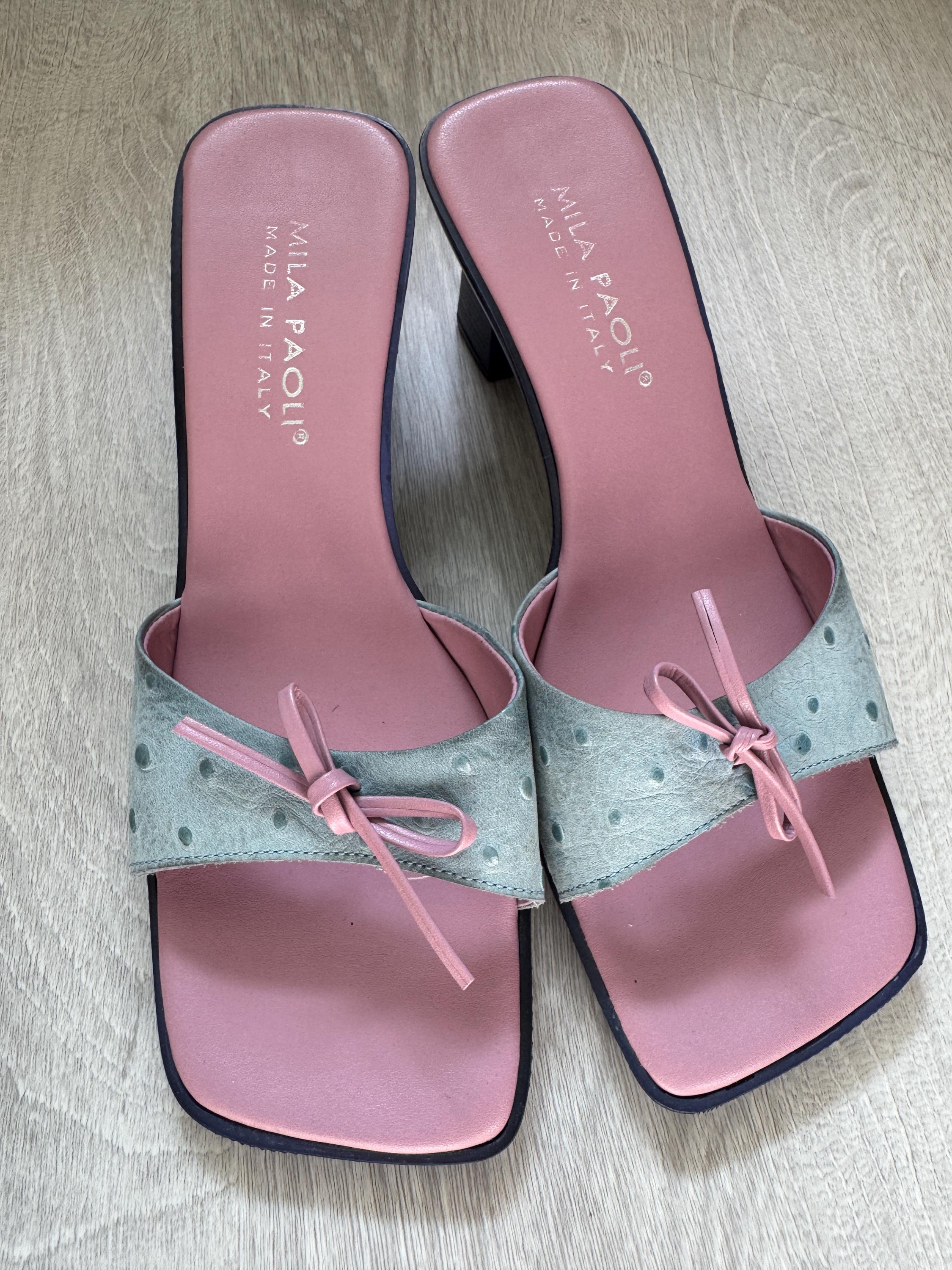 Vintage Made in Italy Mila Paoli Ostrich Leather Kitten Heel Sandals