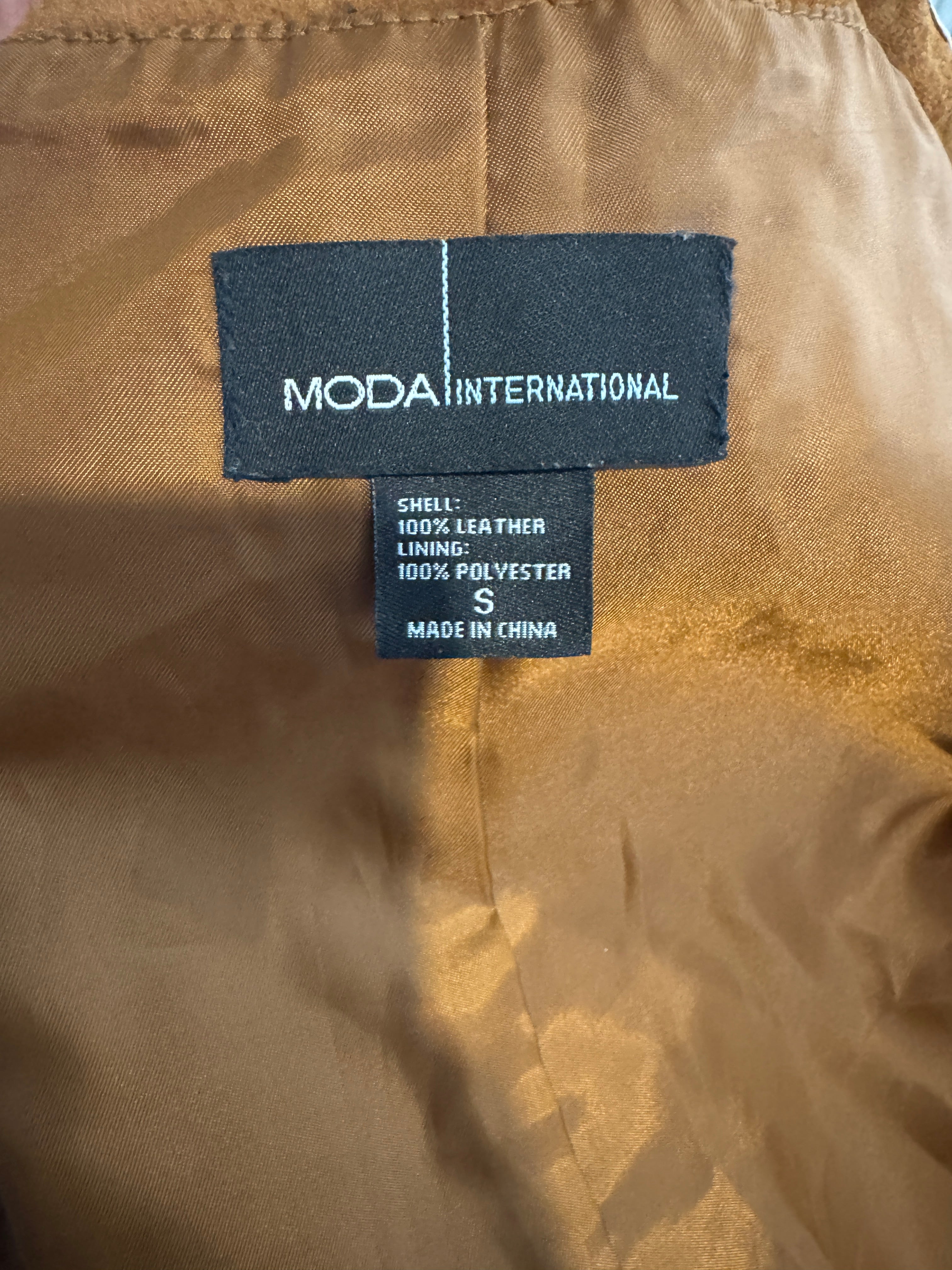 Vintage Moda International Suede Grommet Jacket in Caramel Brown