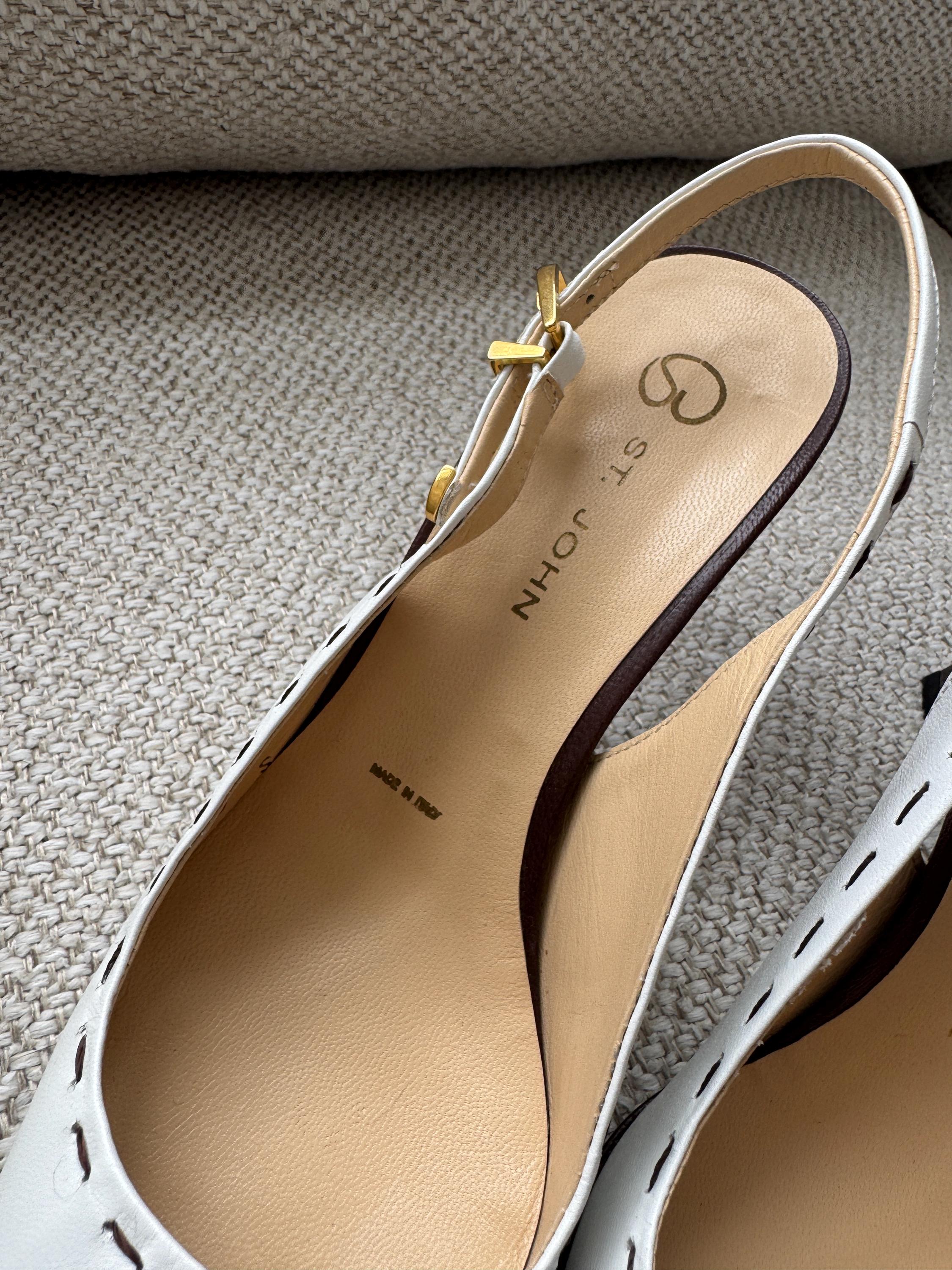 Vintage St. John Two-Tone White and Brown Slingback Heels – Size 6.5 – Made in Italy