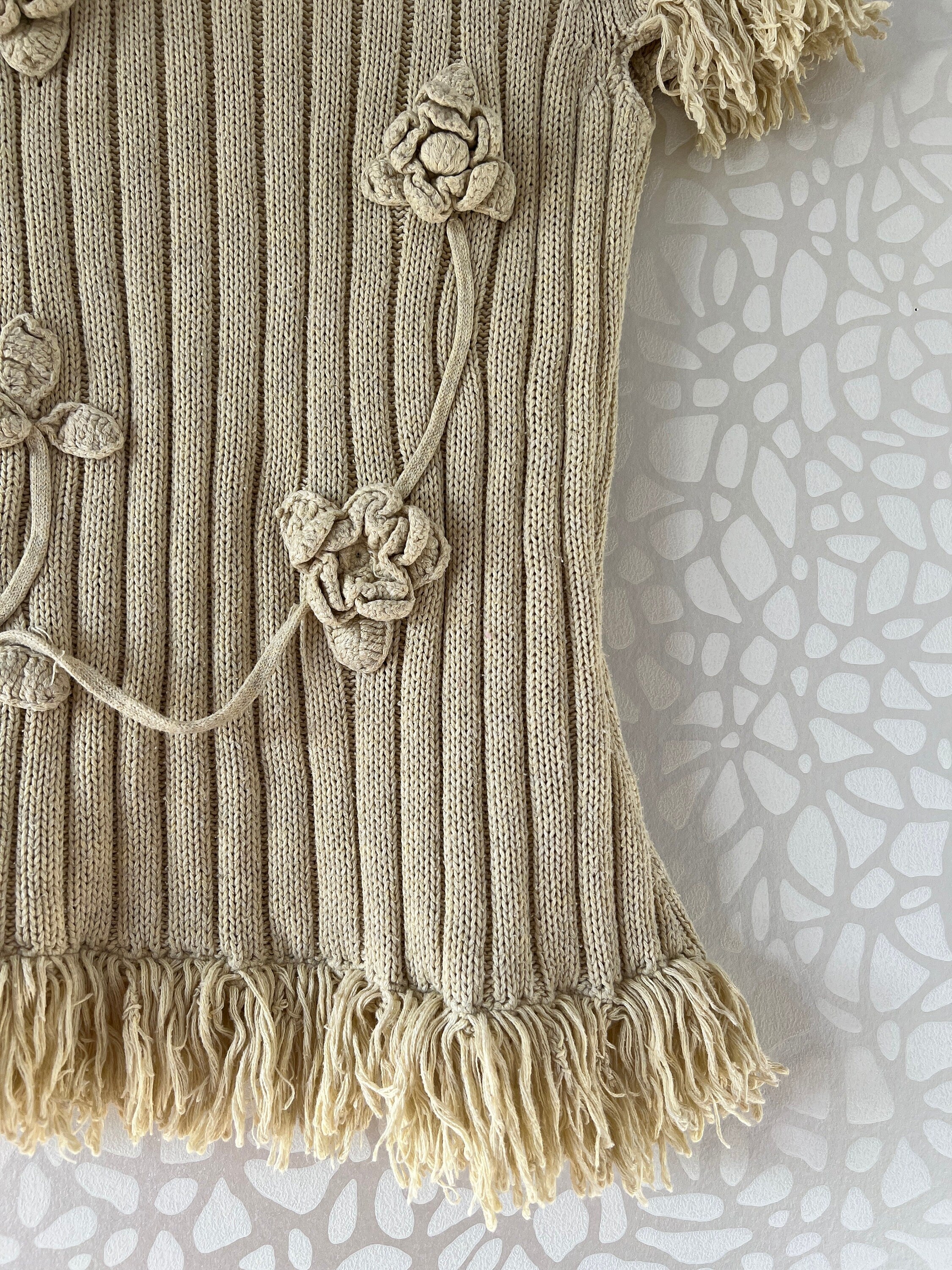 Vintage Y2K Boho Knit Flower Baby Tee