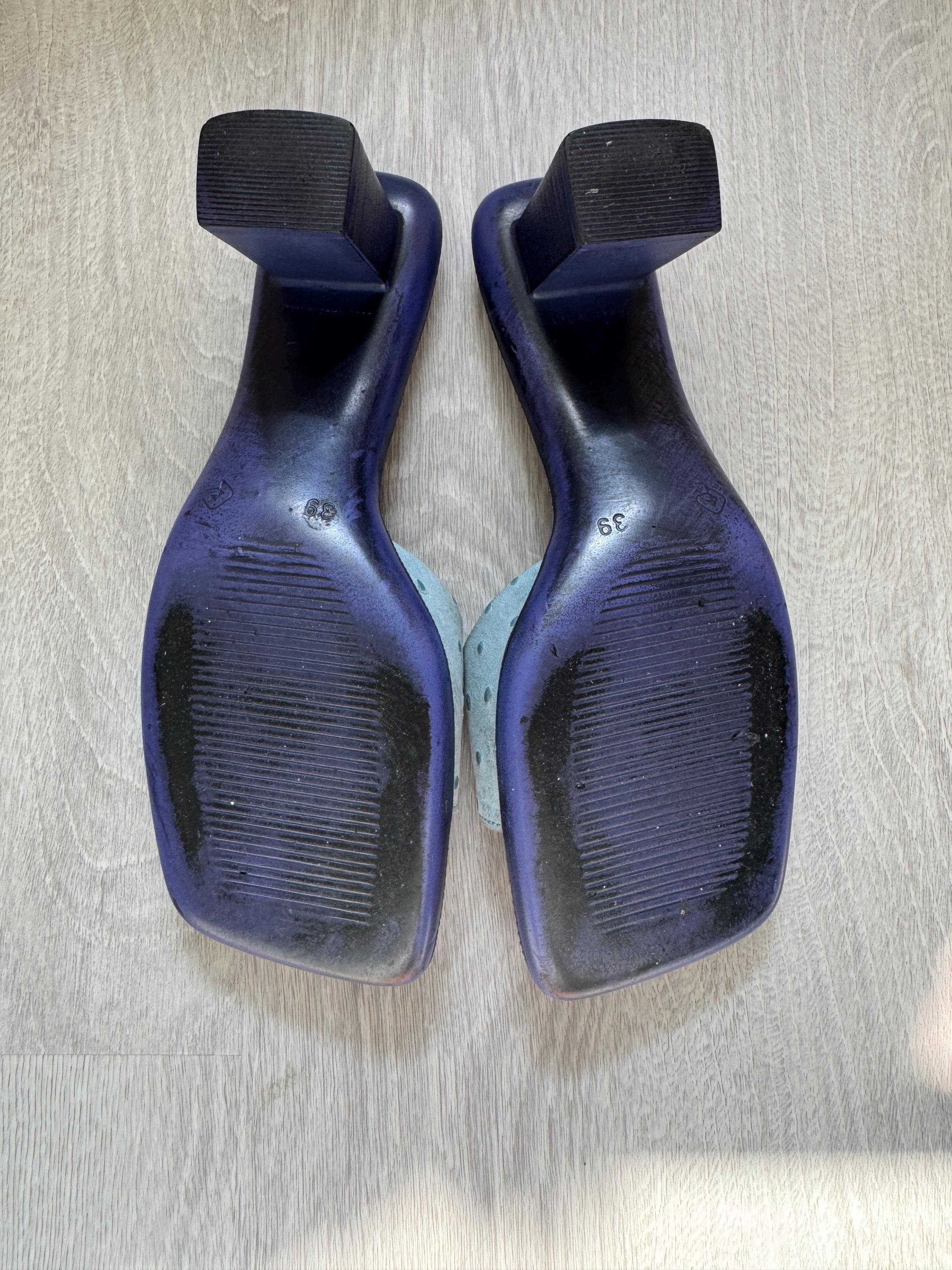 Vintage Made in Italy Mila Paoli Ostrich Leather Kitten Heel Sandals